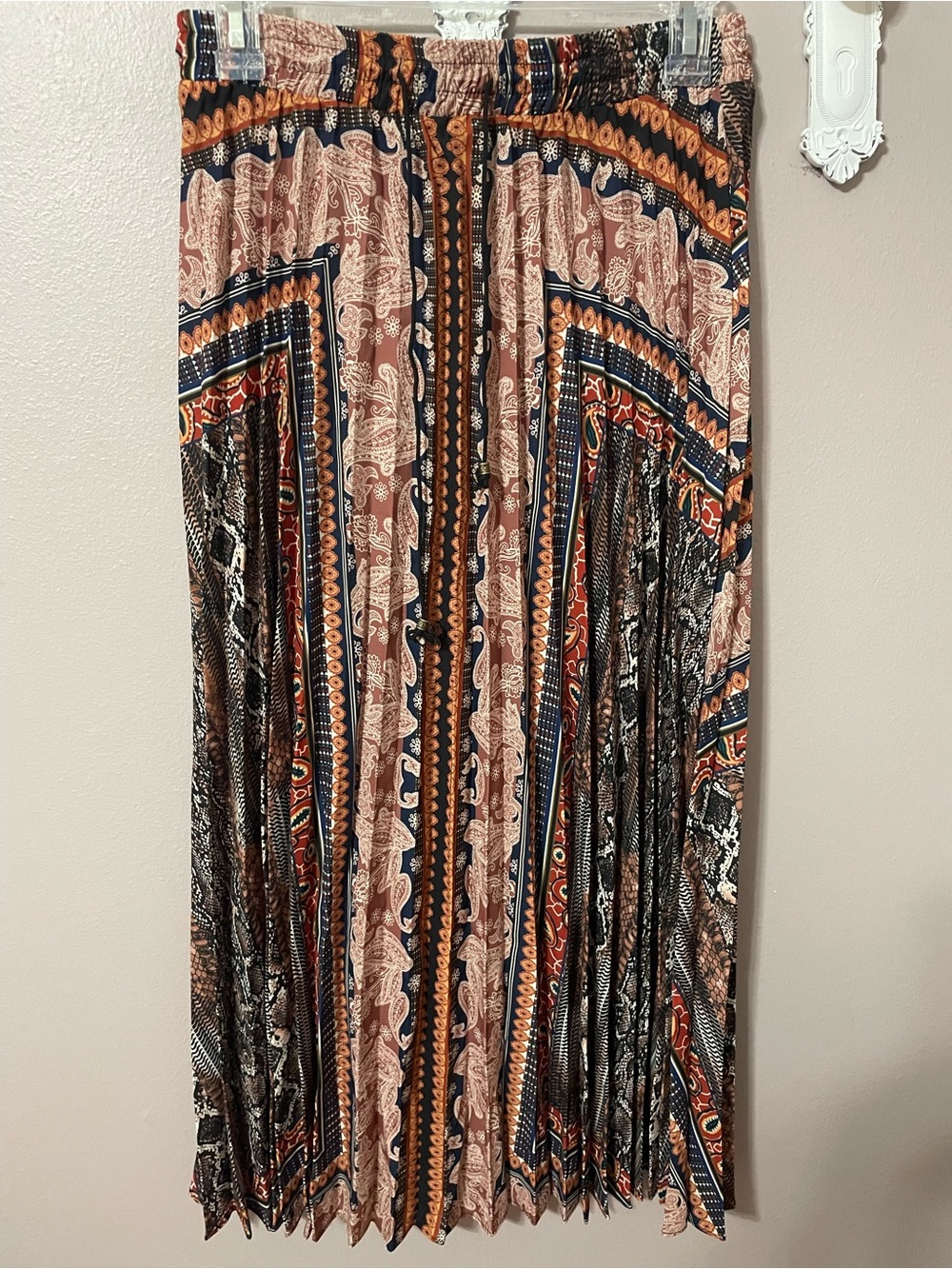 Boho Pleated Maxi Skirt in Multicolor Paisley